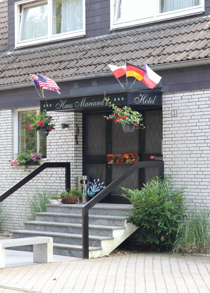 Kontakt Hotel haus Mariand´l in düsseldorf